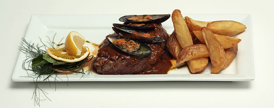 Steak & Mussel combo
