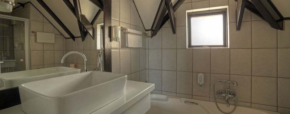 Second Bedroom First Floor Bathroom